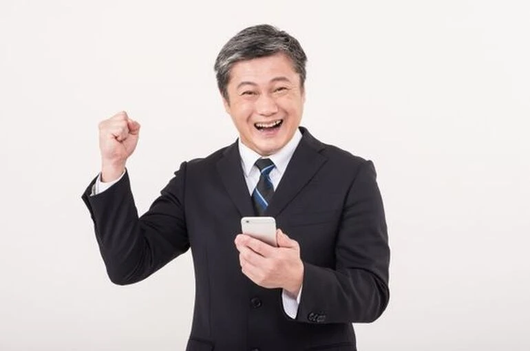 ブログ}