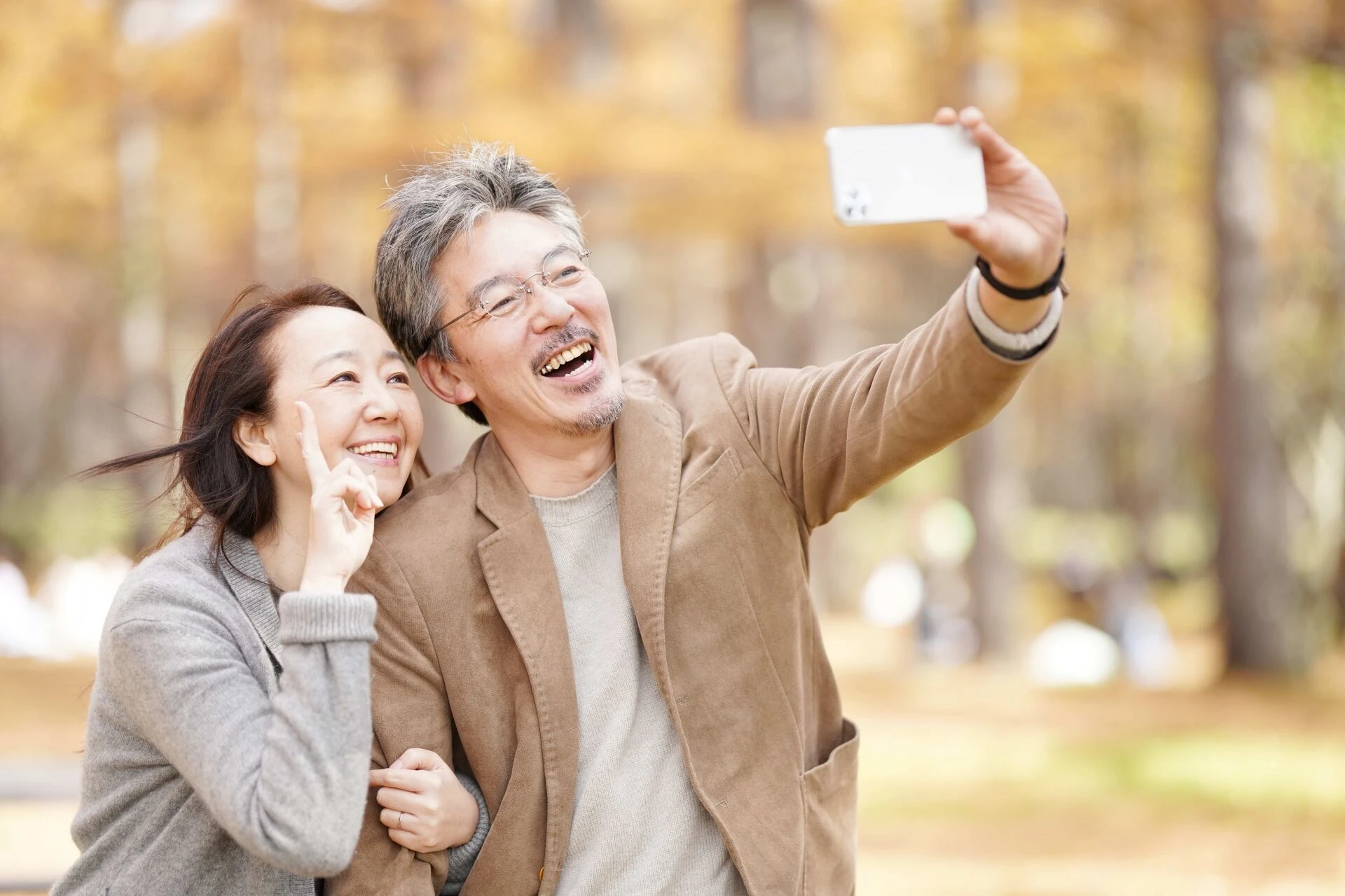 自撮り中年夫婦1.jp